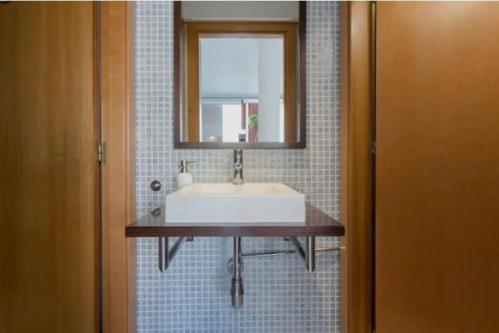 Canela Homes Barcelona Beach Apartment